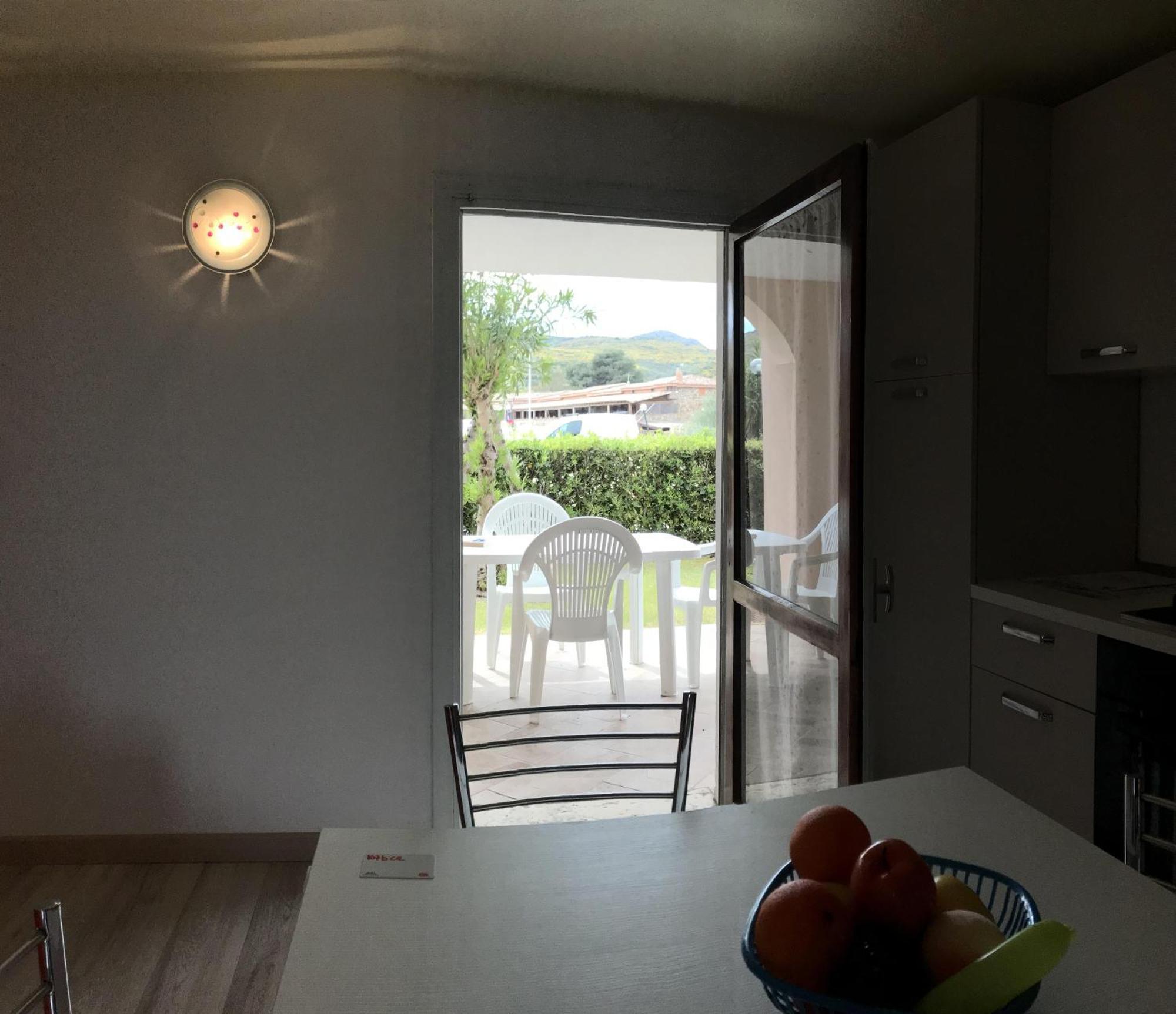 Sardegna Beach Cala Reale Marinella  Bilik gambar